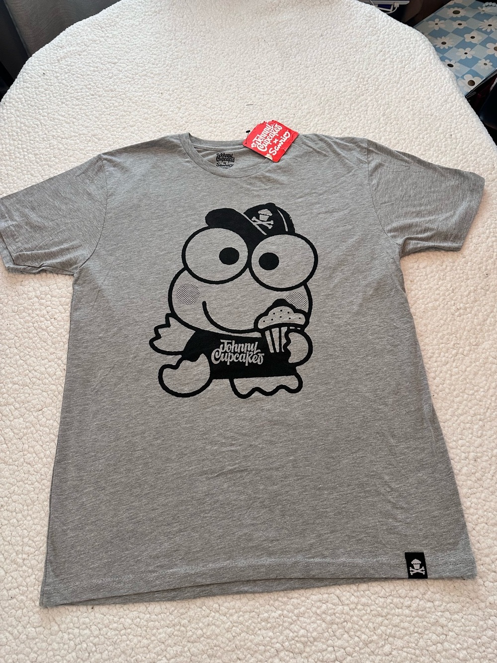 Johnny Cupcakes Gray Tee with Black Cartoon Character Graphic